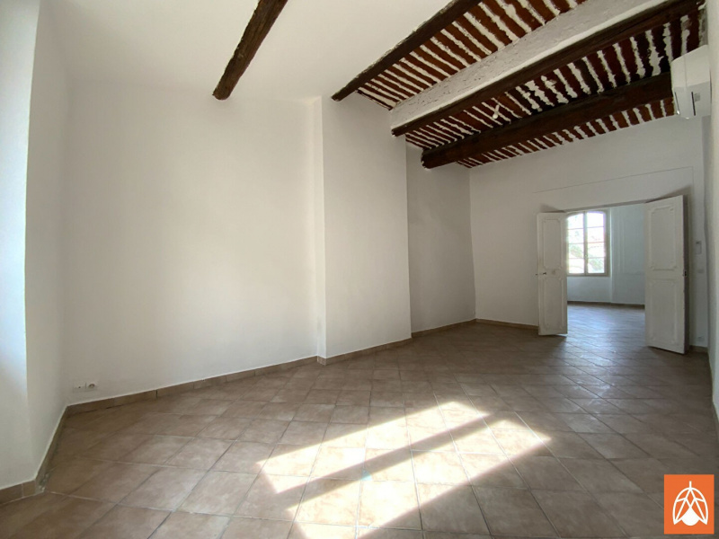 VALOREM, LOCATION Appartements T3, réf : 1577 / 719878