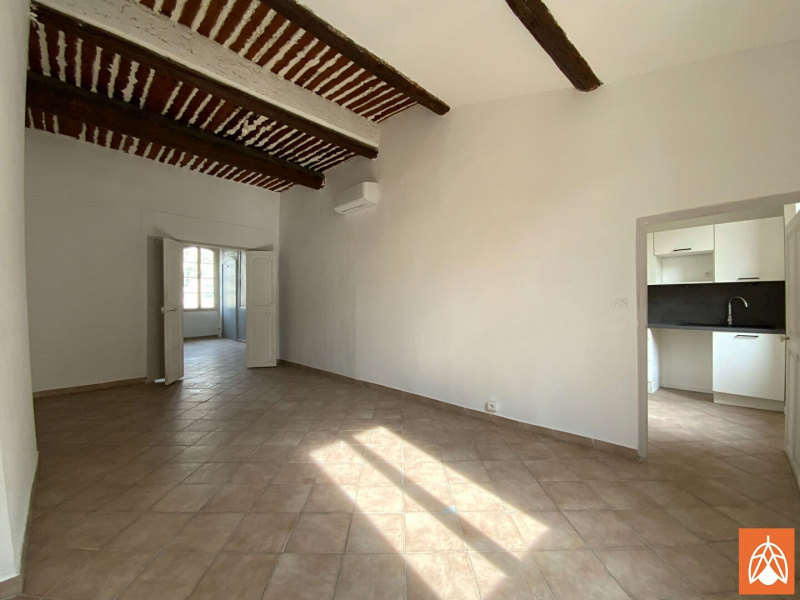 VALOREM, LOCATION Appartements T3, réf : 1577 / 719878