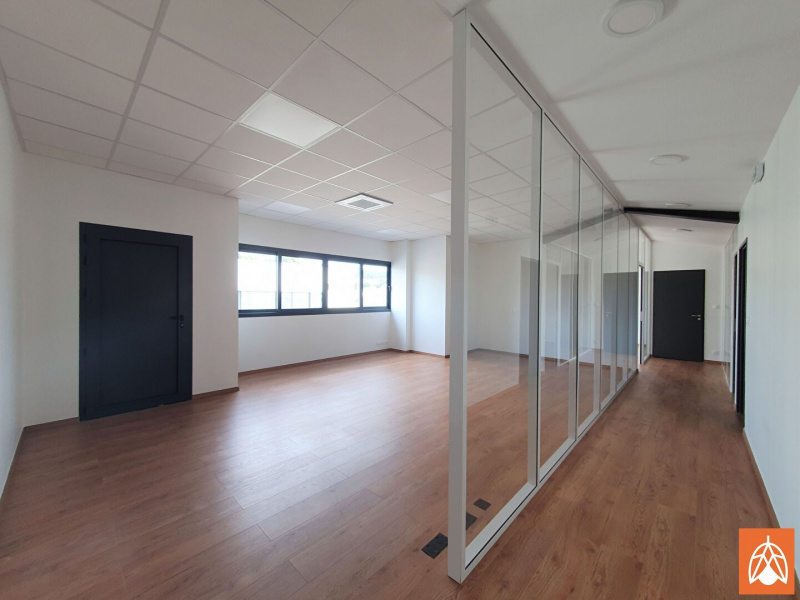 VALOREM, LOCATION Bureaux / Locaux, réf : 1577 / 686059