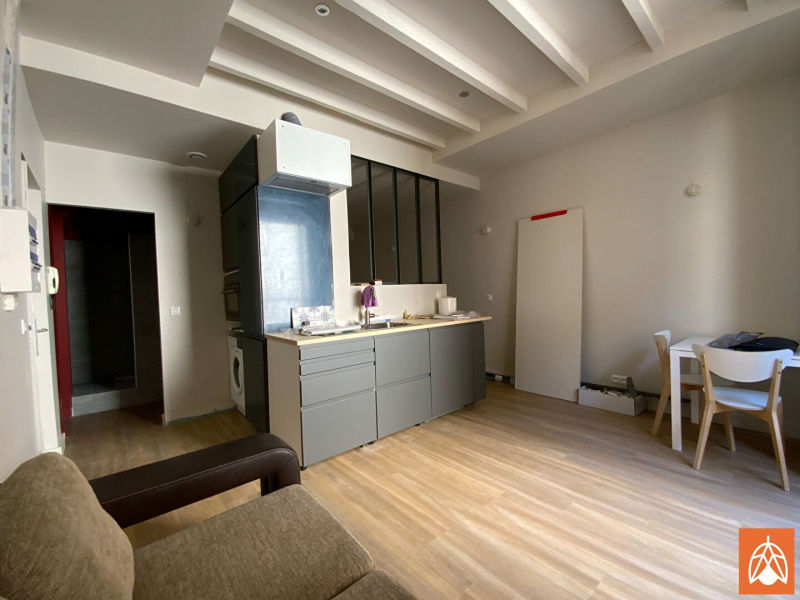 Location studio et t1 SALON DE PROVENCE