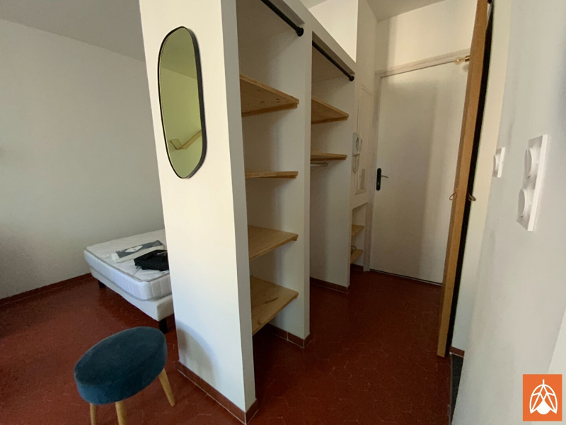 VALOREM, LOCATION Studios et T1, réf : 1577 / 702790