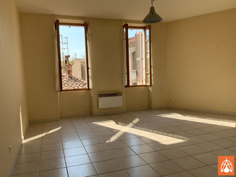 VALOREM, LOCATION Studios et T1, réf : 1577 / 706761
