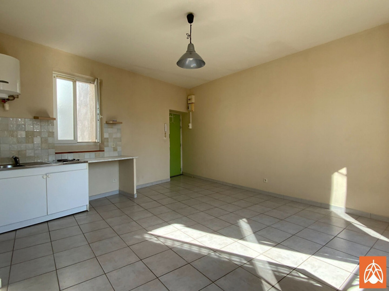 VALOREM, LOCATION Studios et T1, réf : 1577 / 706761