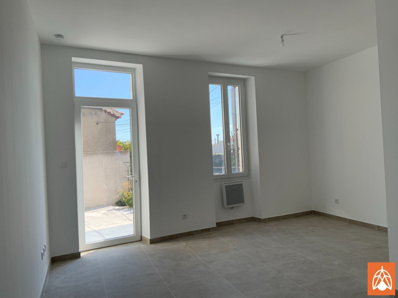 VALOREM, LOCATION Studios et T1, réf : 1577 / 720705