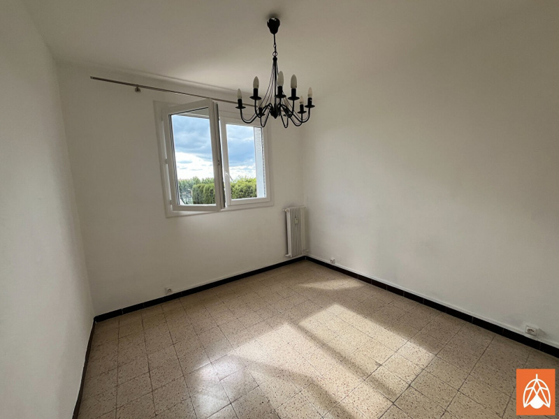 VALOREM, VENTE Appartements T5 et Plus, réf : 1577 / 724700