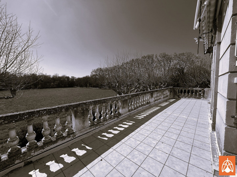 VALOREM, VENTE Châteaux, réf : 1577 / 724405