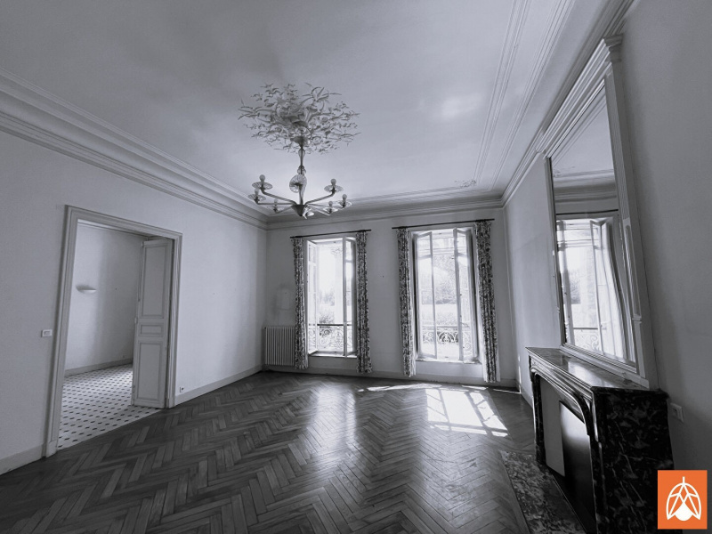 VALOREM, VENTE Châteaux, réf : 1577 / 724405