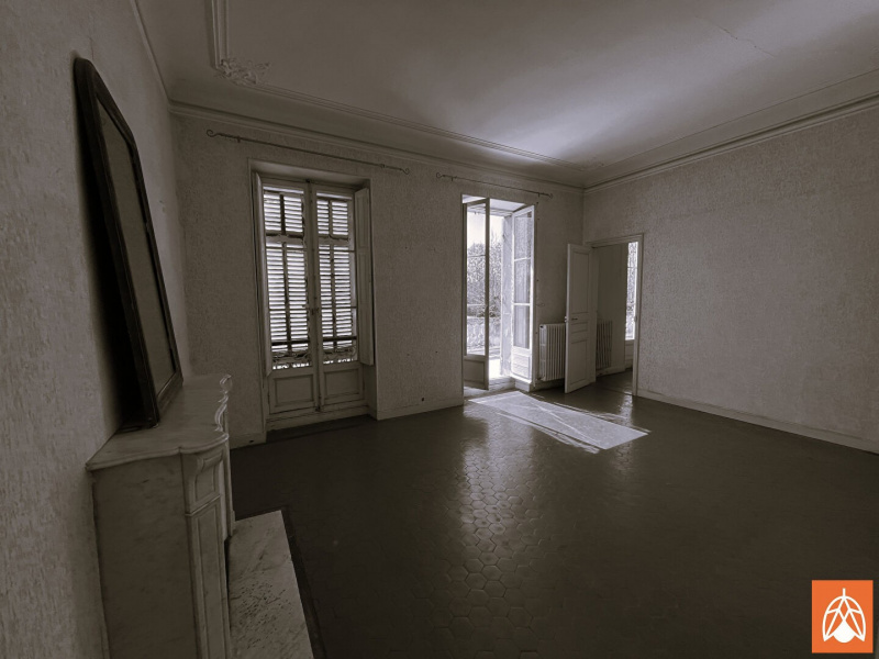 VALOREM, VENTE Châteaux, réf : 1577 / 724405