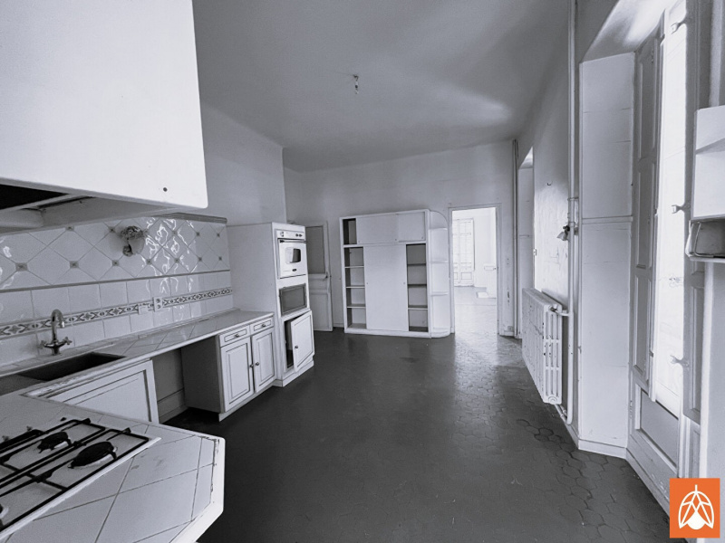 VALOREM, VENTE Châteaux, réf : 1577 / 724405